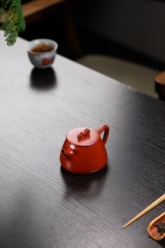 Premium Yixing Clay Teapot | Artisan Crafted Zisha Teapot 3