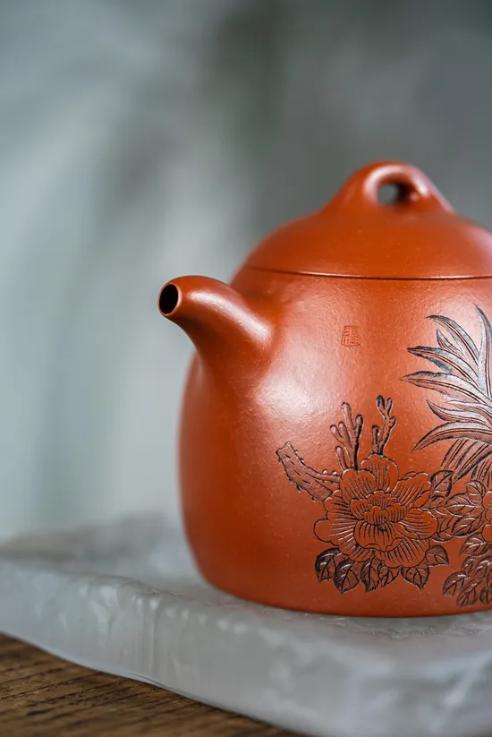 Premium Yixing Clay Teapot | Handcrafted Zisha Artistry & Collectible Designs 4