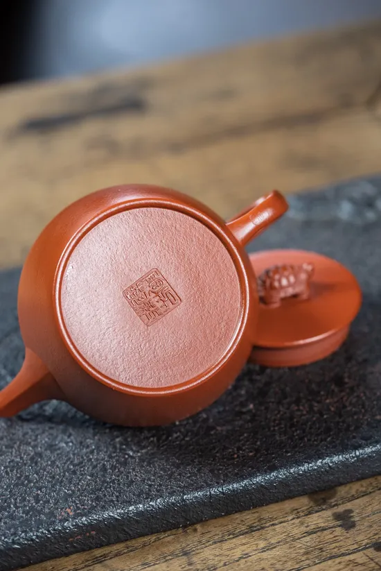 Zisha Teapots: Da Hong Pao clay | Wu Min 3