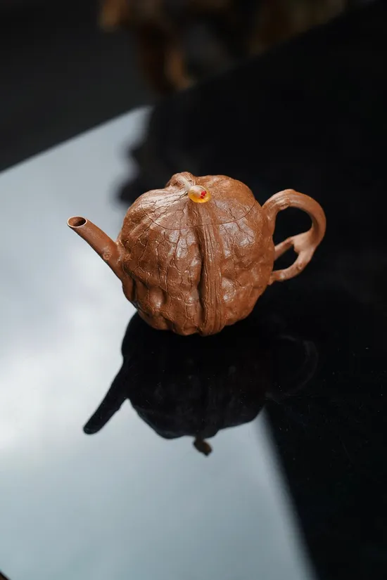 Yixing Zisha Teapot: Handcrafted Artisan Ceramic with Walnut Design 6