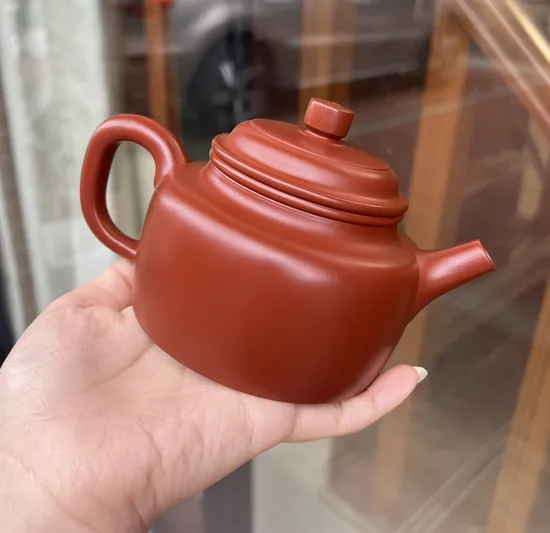 Premium Yixing Clay Teapot | Dade Zhong | Handcrafted Artisan Craft 4