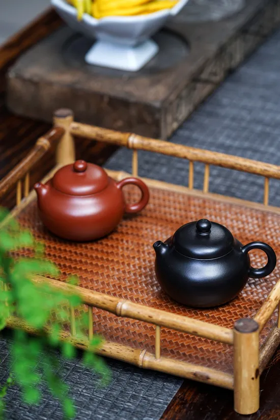 Premium Yixing Zisha Teapot - Handcrafted Artisan Clay Pottery 4