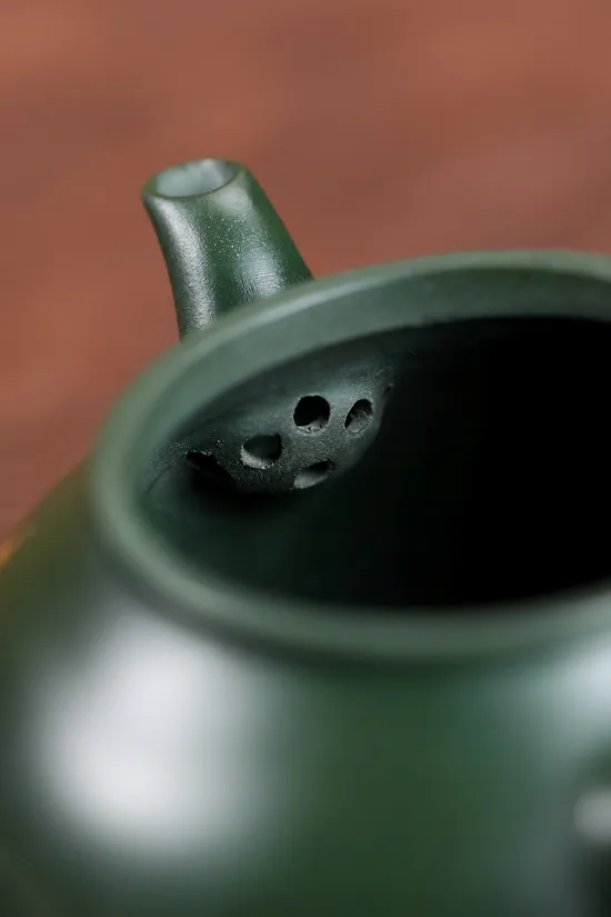 Yixing Zisha Teapot - Handcrafted Sumatra Green Clay Design 6