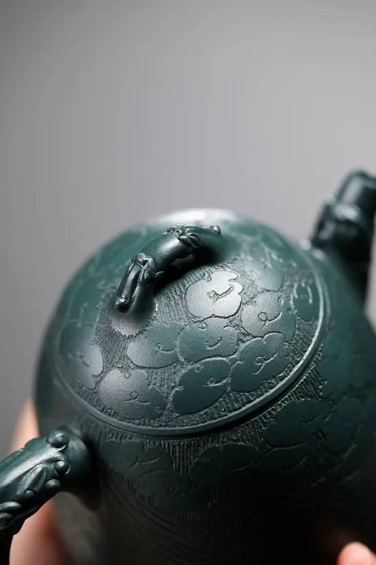 Premium Yixing Zisha Clay Teapot: Dragon QinQuan Artisan Craft 5