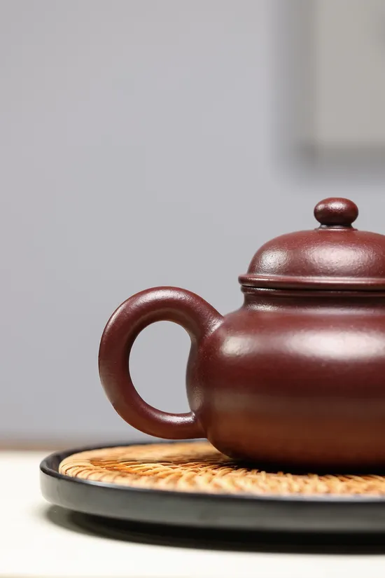 Premium Yixing Zisha Teapot - Rare Clay, Health Benefits 3