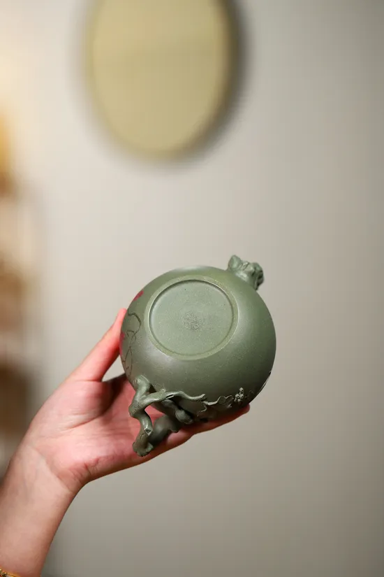 Zisha Teapots: Yang Junbao | Squirrel & Grape | Benshanlvni clay 1