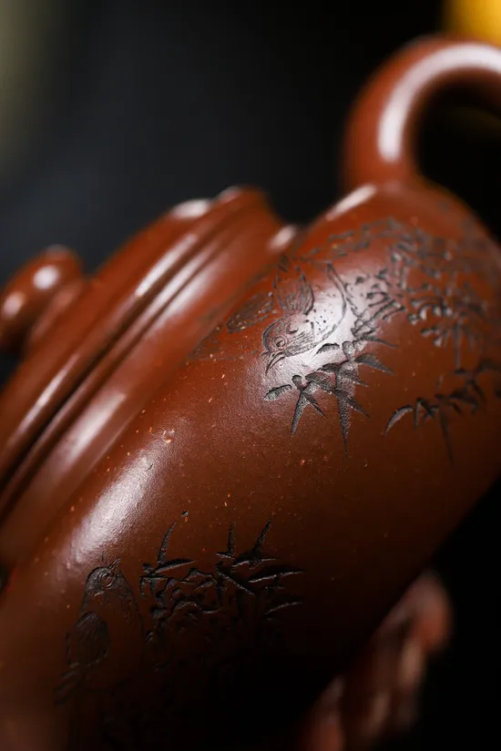 Zisha Teapots: original old purple clay | intricate engravings 2