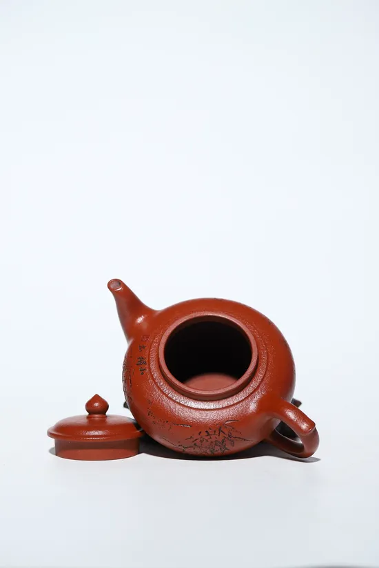 Yixing Zisha Teapot | Master Xu Aiping Handcrafted Collectible Artwork 2