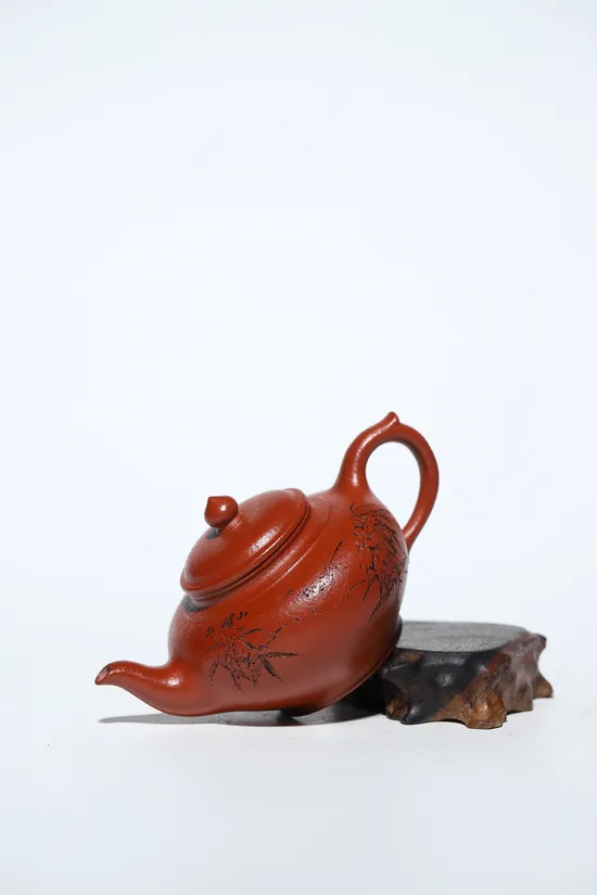 Yixing Zisha Teapot | Master Xu Aiping Handcrafted Collectible Artwork 5