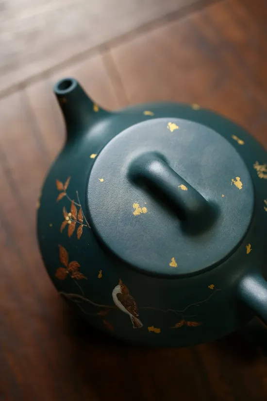 Artisan Yixing Zisha Teapot | Handcrafted Purple Clay Pot 5