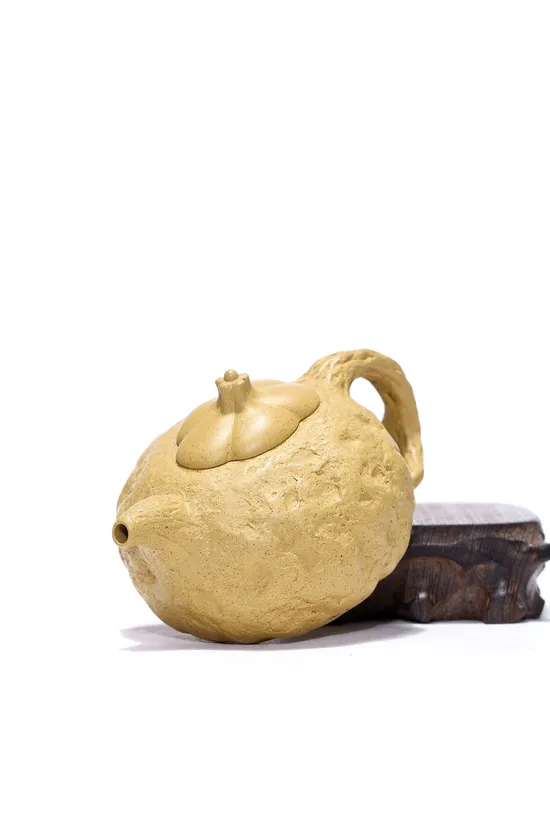 Handcrafted Zisha Teapot - Collectible Yixing Pottery 180cc 5