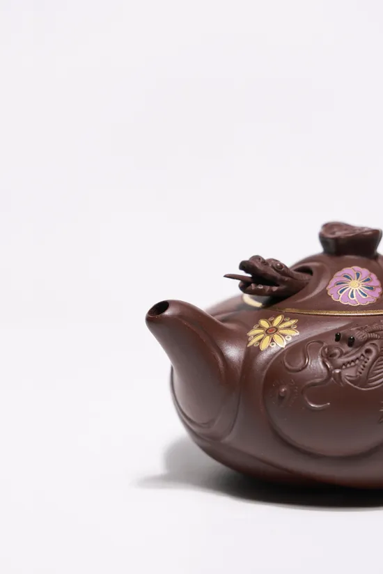 Premium Yixing Zisha Teapot - Artisan Crafted Clay Teapot 3