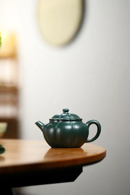 Yixing Zisha Clay Teapot | Handcrafted Collectible by Yang Junbao 3