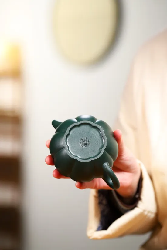 Yixing Zisha Clay Teapot | Handcrafted Collectible by Yang Junbao 5