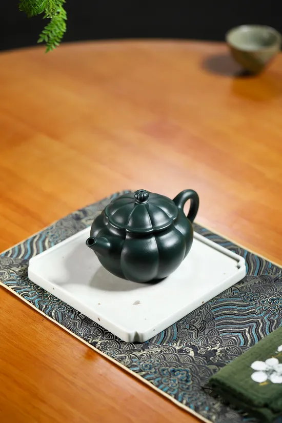 Yixing Zisha Clay Teapot | Handcrafted Collectible by Yang Junbao 6