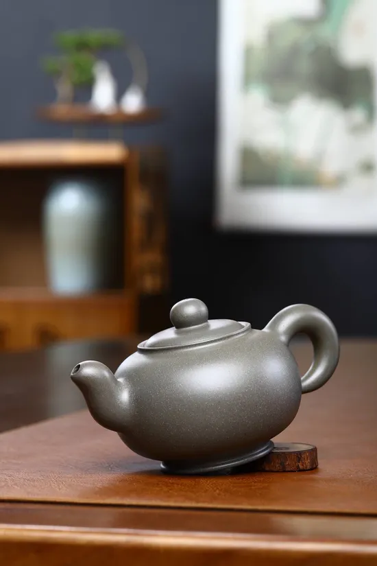 Zisha Teapots: Dao Hong Le Yi | 2700 CNY 2
