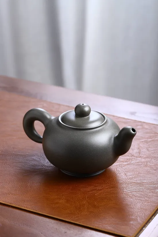 Zisha Teapots: Dao Hong Le Yi | 2700 CNY 5