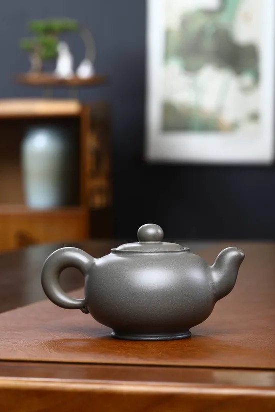 Zisha Teapots: Dao Hong Le Yi | 2700 CNY 9