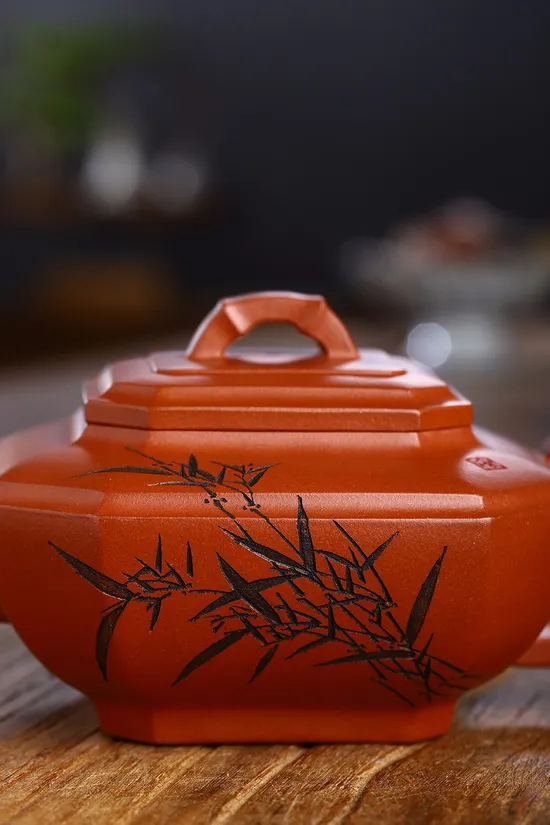 Yixing Zisha Teapot - Artisan Crafted Purple Clay Teapot 6