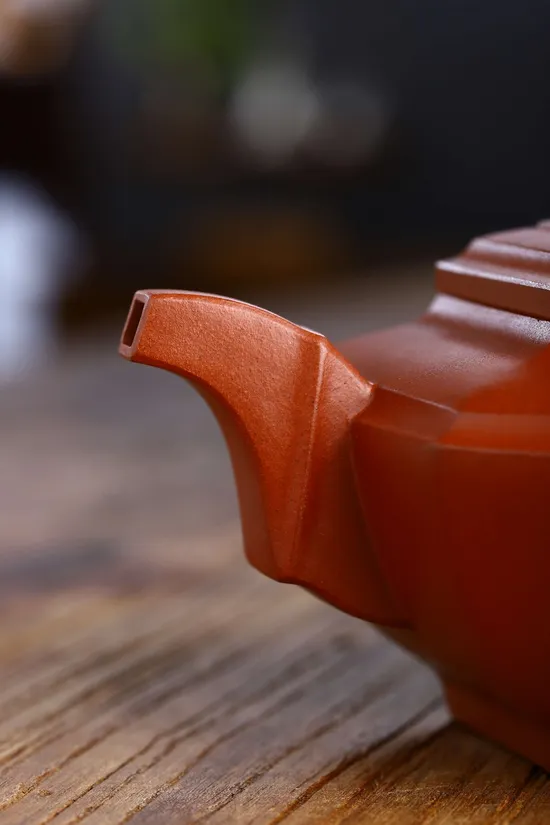 Yixing Zisha Teapot - Artisan Crafted Purple Clay Teapot 8
