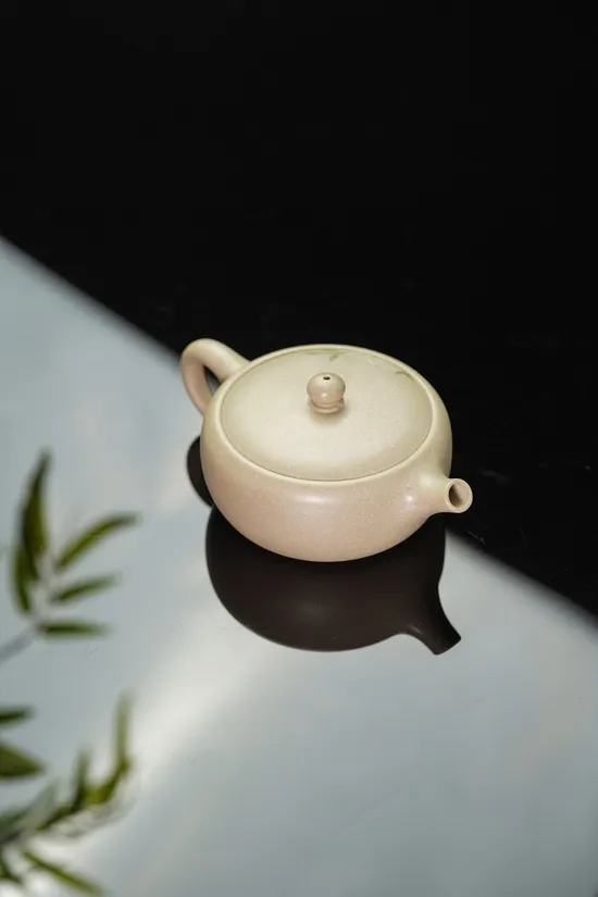 Yixing Zisha Teapot 130cc, Handmade Clay Pot with 9-Hole Filter 1