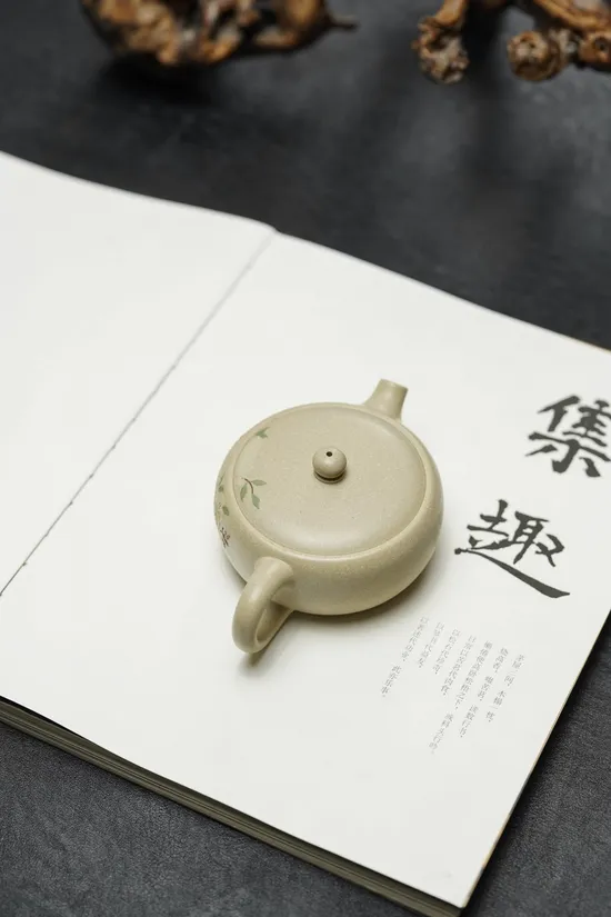 Yixing Zisha Teapot 130cc, Handmade Clay Pot with 9-Hole Filter 5
