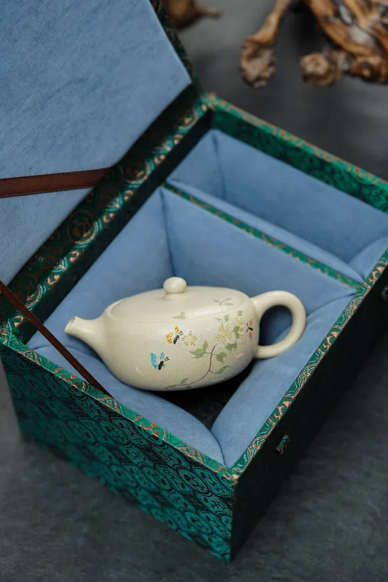 Yixing Zisha Teapot 130cc, Handmade Clay Pot with 9-Hole Filter 7