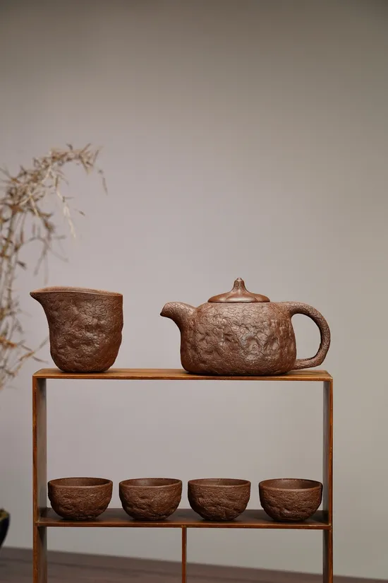 Authentic Yixing Zisha Teapot Set - Gongchun Classic 400cc Design 1