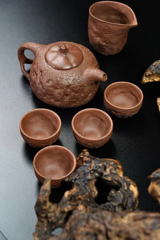 Authentic Yixing Zisha Teapot Set - Gongchun Classic 400cc Design 4