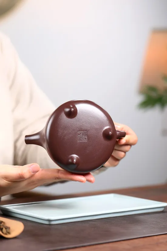 Premium Yixing Zisha Teapot - High-Stone Dipper, Handcrafted & Collectible 4