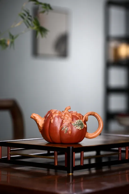 Premium Handcrafted Yixing Clay Teapot | Artisan Zisha Teaware 6
