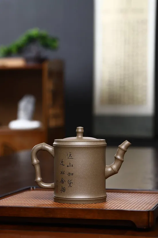 Premium Yixing Zisha Teapot – Handcrafted Artistic Clay Pot, Collectible 4