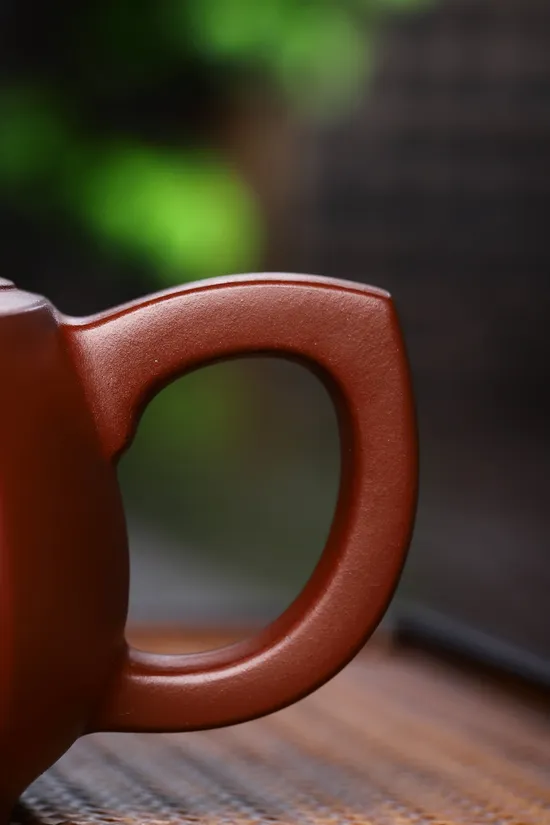 Premium Yixing Clay Teapot Handcrafted by Master He Qixian | Artisan Collection 7