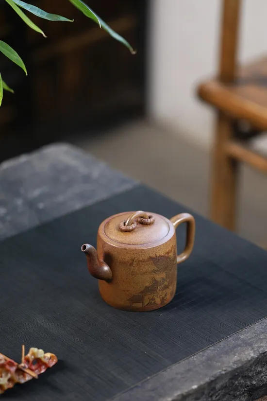 Yixing Zisha Clay Teapot: Handcrafted Double Ring Design for Premium Tea Brewing 2