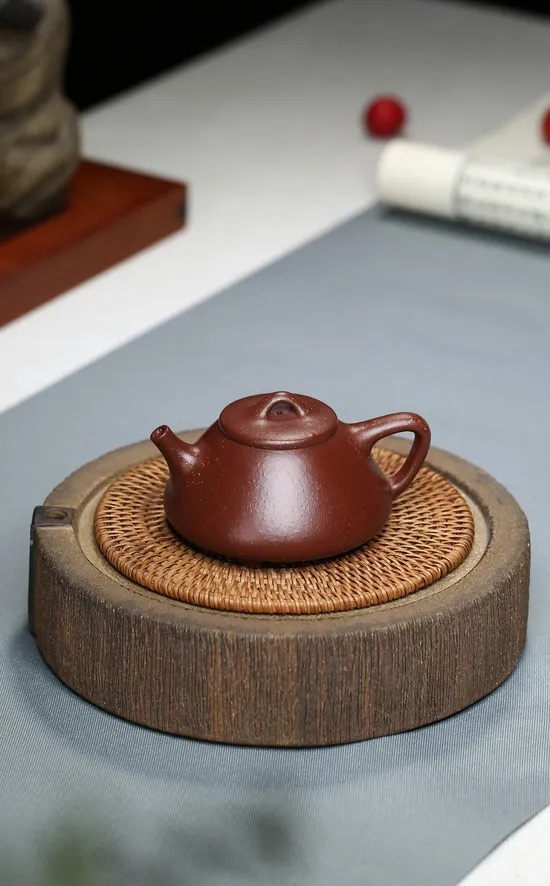 Yixing Zisha Teapot | Handcrafted Purple Clay Teapot - Premium Quality 1