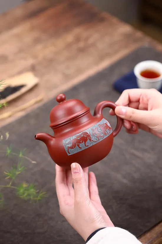 Handcrafted Yixing Zisha Teapot Set - Collector's Choice | Duiqiu Design 4