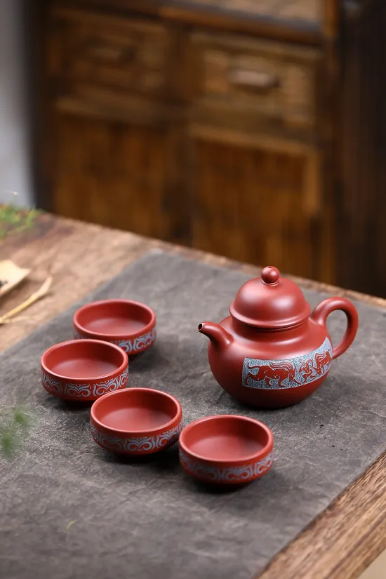 Handcrafted Yixing Zisha Teapot Set - Collector's Choice | Duiqiu Design 5