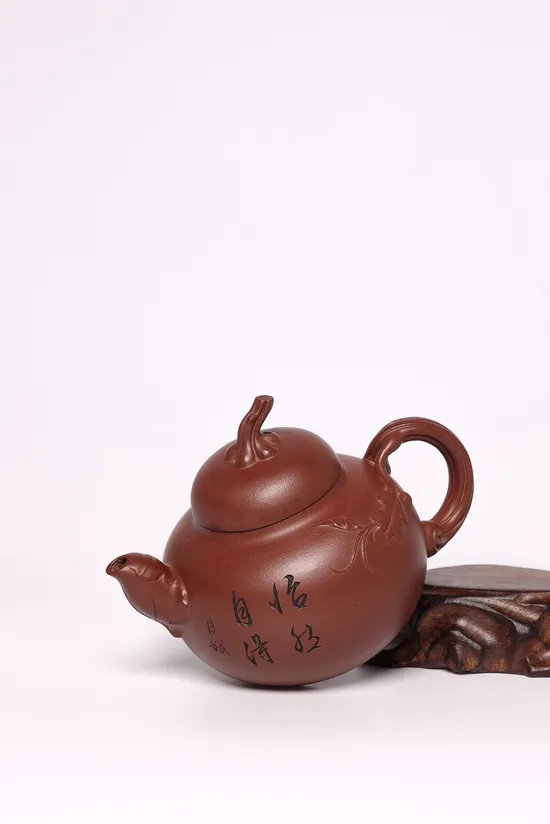 Authentic Yixing Zisha Teapot | Handcrafted Purple Clay Artisan Pot 6