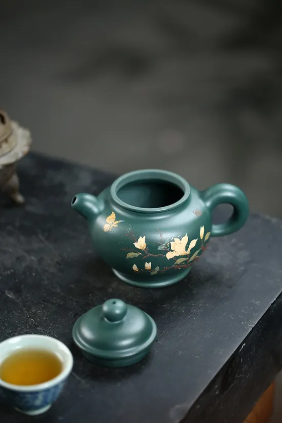 Yixing Zisha Teapot Masterpiece – Jiang Yaping's Daohong Duozi Artistry 3