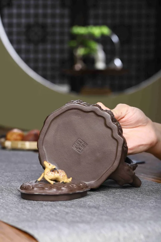 Premium Yixing Clay Teapot | Award-Winning Handcrafted Zisha Pot 3