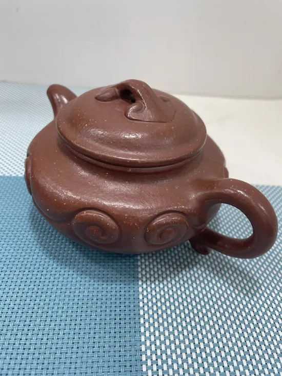 Yixing Clay Teapot, Handcrafted Old Zhu Clay, Antique Design 4