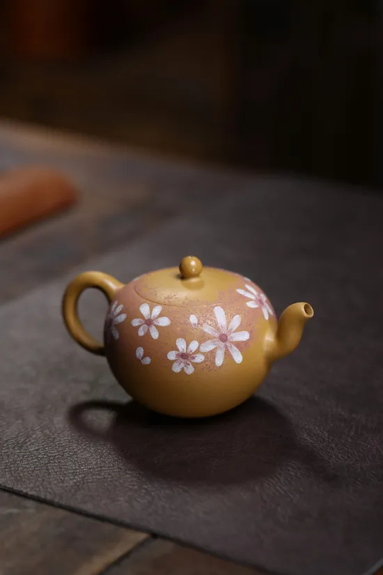 Yixing Zisha Teapot | Premium Handcrafted Clay Artisan Pottery 4