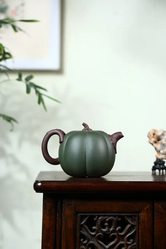 Yixing Zisha Teapot | Artisan Pumpkin Design | 270cc Clay Teapot 1