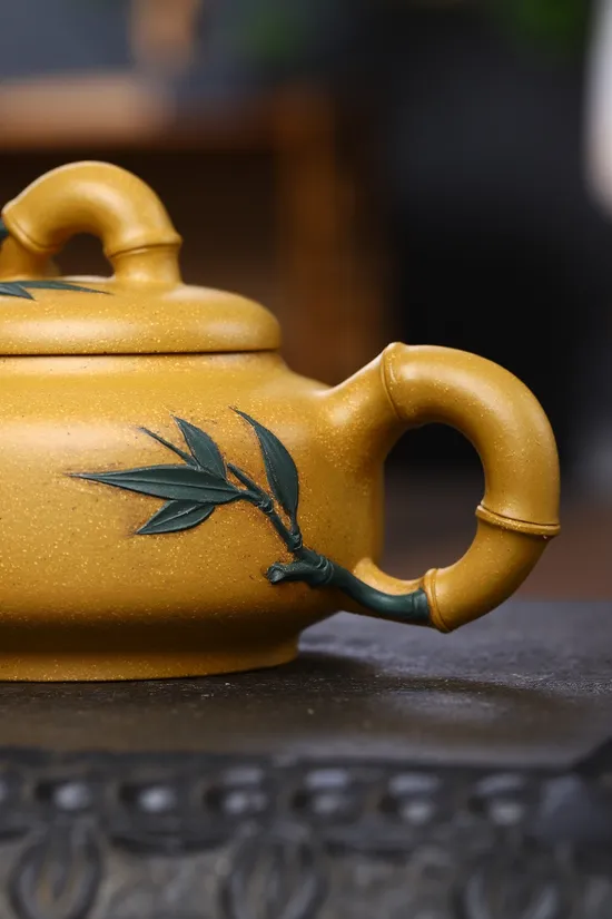 Zisha Teapots: 2 | 100 CNY | Xu Liuming | Leng Huangjin Duan clay 4