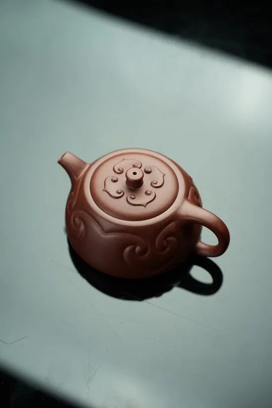 Premium Yixing Zisha Teapot - Handcrafted Clay Artisan Teapots 1