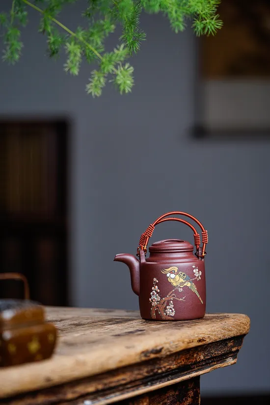 Premium Yixing Zisha Teapot | Handcrafted Clay Art, 2400 CNY 7