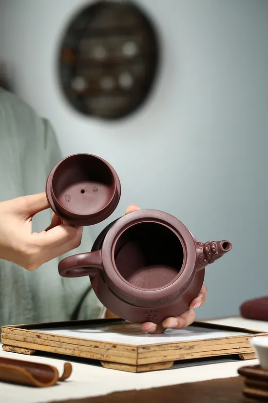 Yixing Zisha Teapot - Handcrafted Dragon Design, Collector's Artistry 3
