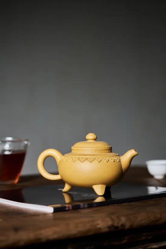 Yixing Teapot | Handcrafted Golden Duanni Clay Artistry 5