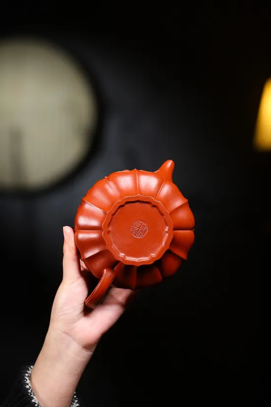 Yixing Zisha Clay Teapot | Handcrafted Artistic Teapot | 3600 CNY 1