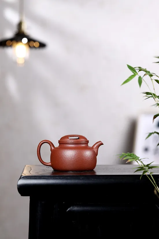 Handcrafted Yixing Zisha Teapot | Authentic Red Clay Teapot Artistry 2